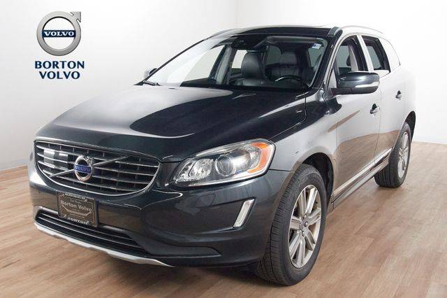 2016 Volvo XC60 T5 Platinum AWD photo