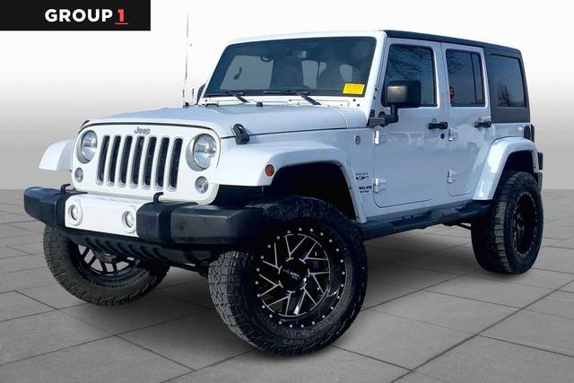 2016 Jeep Wrangler Unlimited Sahara 4WD photo