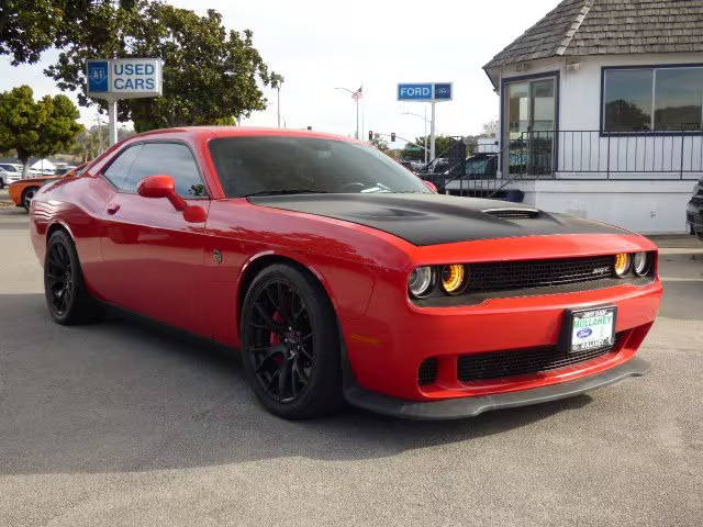 2016 Dodge Challenger SRT Hellcat RWD photo