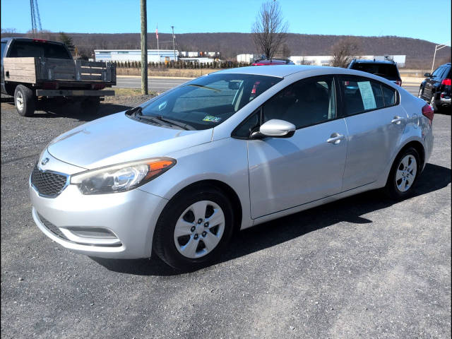 2016 Kia Forte LX FWD photo