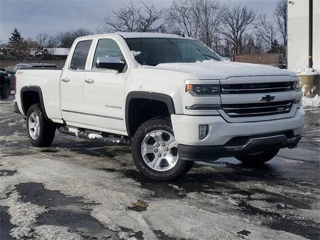 2016 Chevrolet Silverado 1500 LTZ 4WD photo
