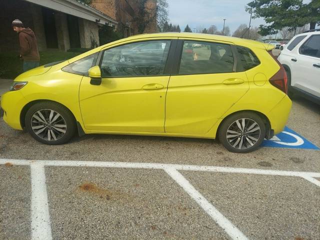 2016 Honda Fit EX FWD photo