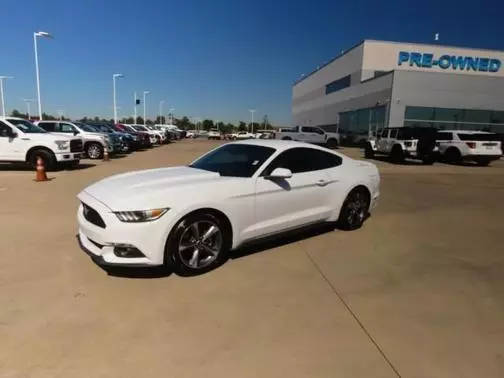 2016 Ford Mustang V6 RWD photo