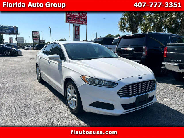 2016 Ford Fusion SE FWD photo