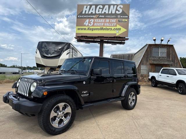 2016 Jeep Wrangler Unlimited Sahara 4WD photo