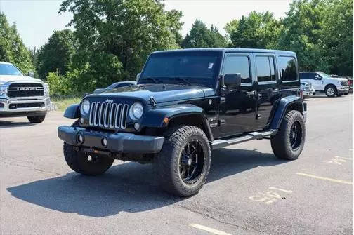 2016 Jeep Wrangler Unlimited Sahara 4WD photo