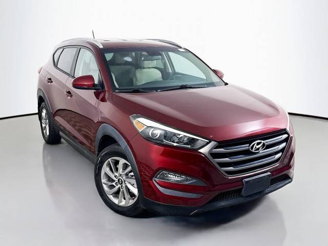 2016 Hyundai Tucson SE AWD photo