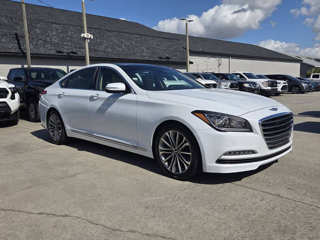 2016 Hyundai Genesis 3.8L RWD photo