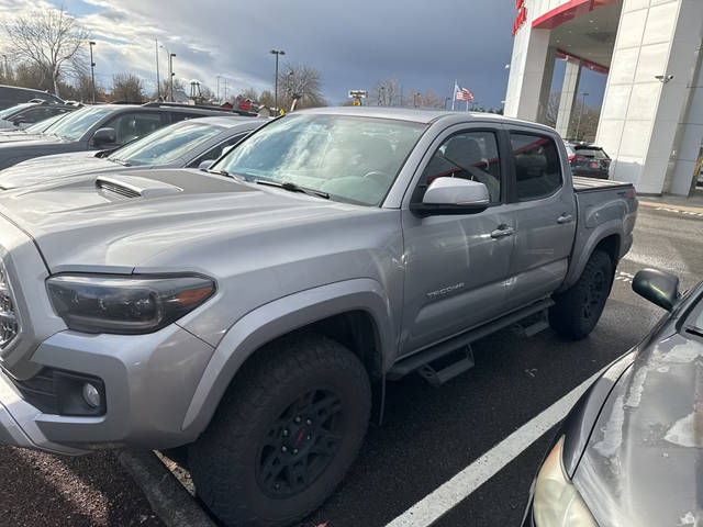 2016 Toyota Tacoma TRD Sport 4WD photo