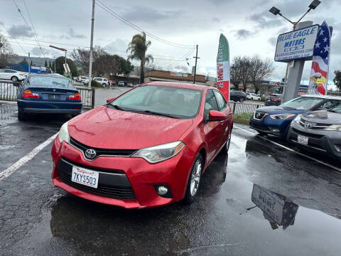 2015 Toyota Corolla LE Plus FWD photo