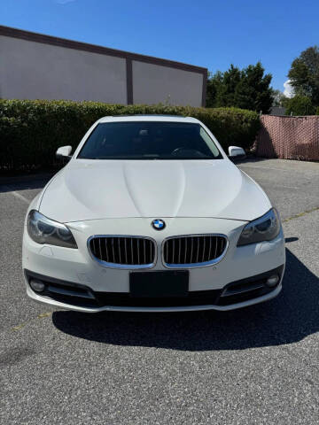 2016 BMW 5 Series 528i xDrive AWD photo
