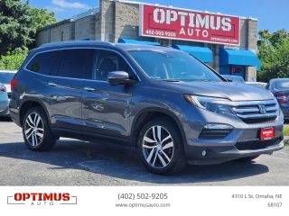 2016 Honda Pilot Touring AWD photo