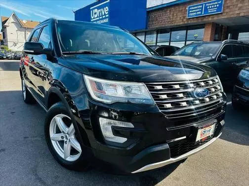 2016 Ford Explorer XLT 4WD photo