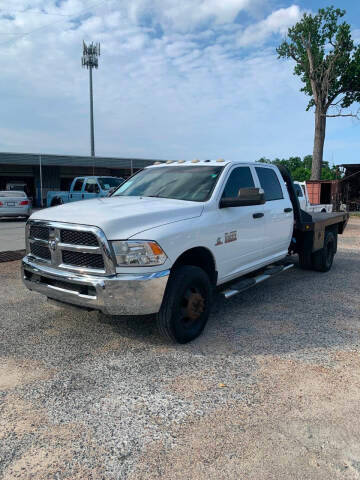 2016 Ram 3500 Tradesman 4WD photo