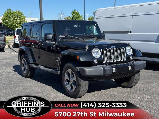 2016 Jeep Wrangler Unlimited Sahara 4WD photo