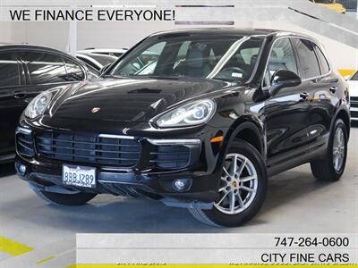 2016 Porsche Cayenne  AWD photo