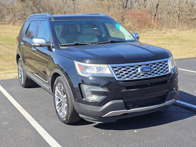 2016 Ford Explorer Platinum 4WD photo