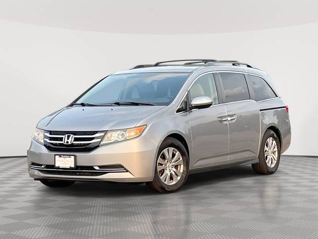 2016 Honda Odyssey SE FWD photo