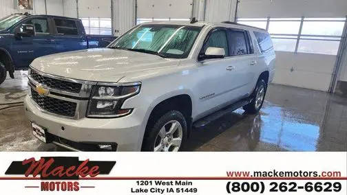 2016 Chevrolet Suburban LT 4WD photo