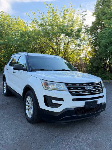 2016 Ford Explorer Base FWD photo