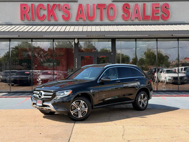 2016 Mercedes-Benz GLC-Class GLC 300 AWD photo