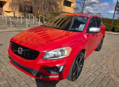 2016 Volvo XC60 T6 Drive-E R-Design AWD photo
