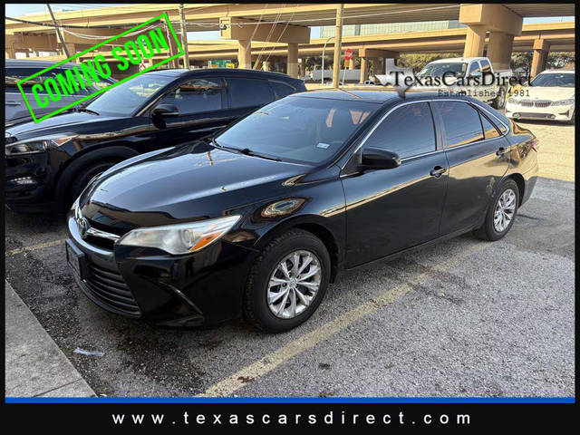 2015 Toyota Camry LE FWD photo