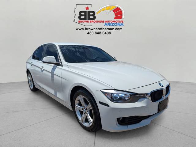 2015 BMW 3 Series 320i RWD photo