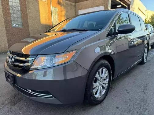 2016 Honda Odyssey SE FWD photo