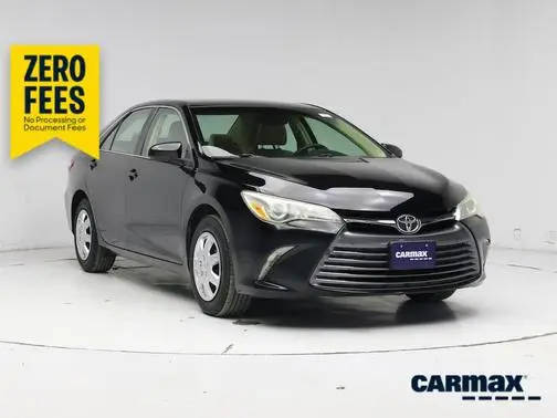 2015 Toyota Camry LE FWD photo