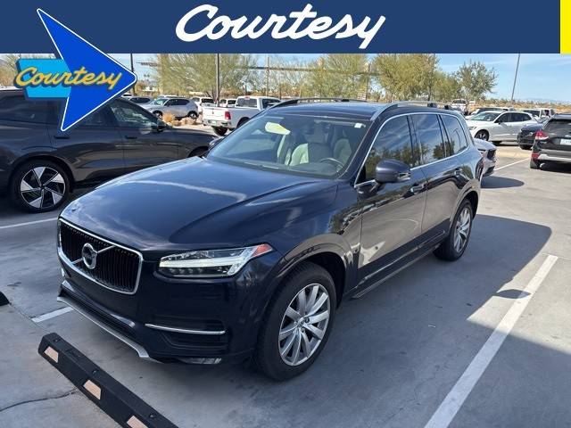 2016 Volvo XC90 T6 Momentum AWD photo