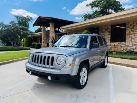 2016 Jeep Patriot Latitude FWD photo
