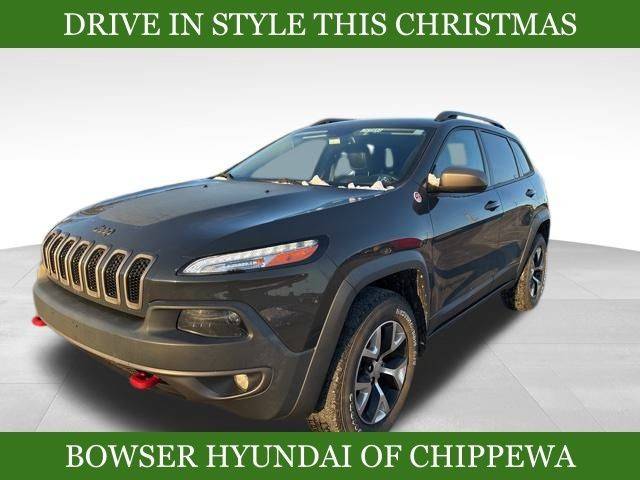 2016 Jeep Cherokee Trailhawk 4WD photo