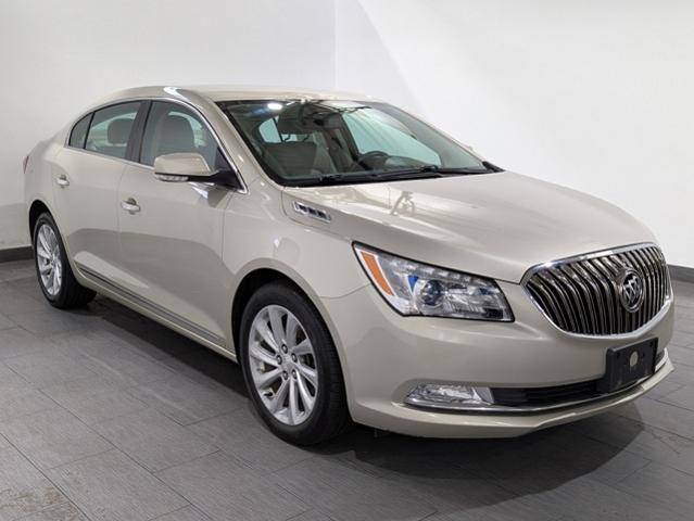 2016 Buick LaCrosse Leather FWD photo