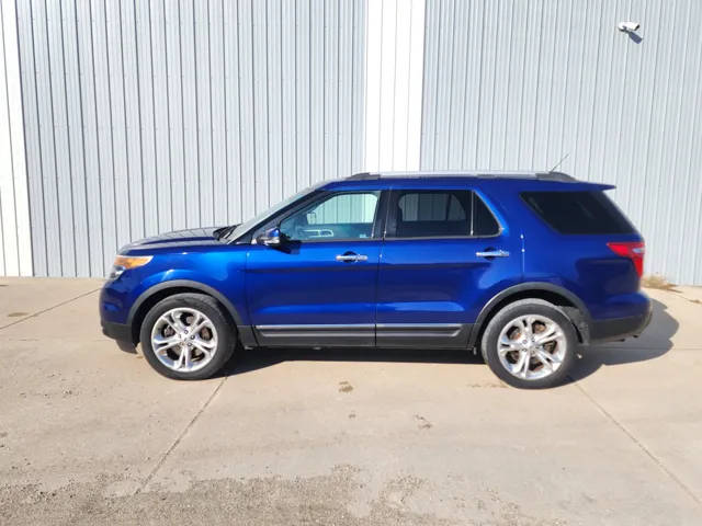 2015 Ford Explorer Limited 4WD photo