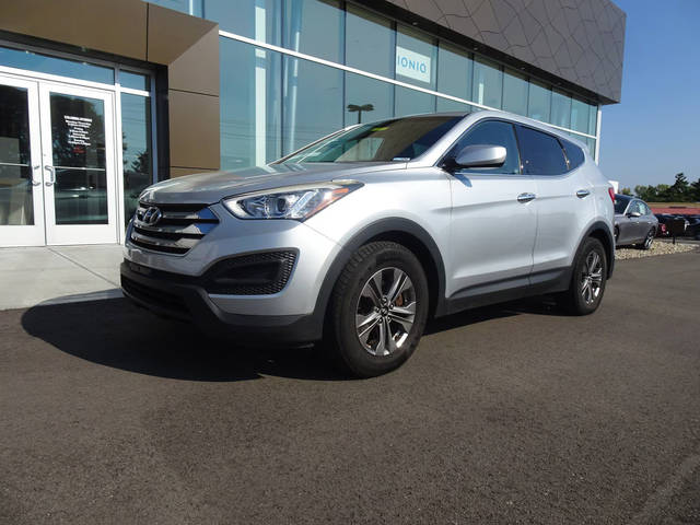 2015 Hyundai Santa Fe Sport  AWD photo