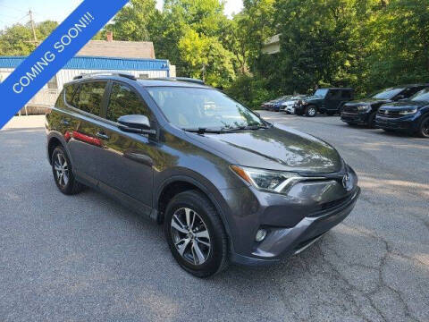 2016 Toyota RAV4 XLE FWD photo