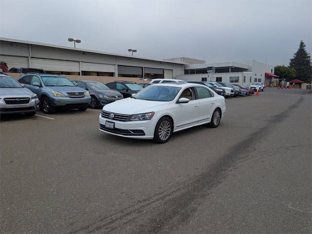 2016 Volkswagen Passat 1.8T SE FWD photo