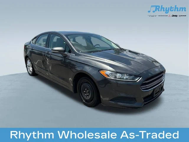 2015 Ford Fusion SE FWD photo