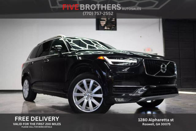 2016 Volvo XC90 T6 Momentum AWD photo