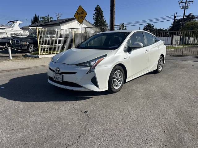 2016 Toyota Prius Two FWD photo
