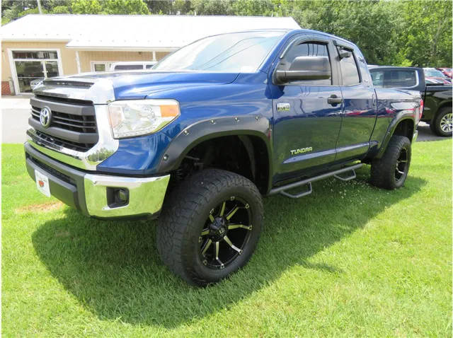 2015 Toyota Tundra SR5 4WD photo