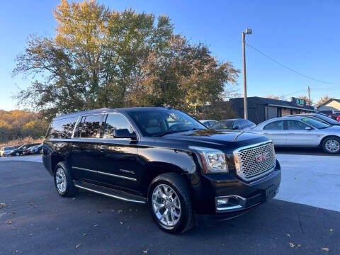 2015 GMC Yukon XL SLT 4WD photo