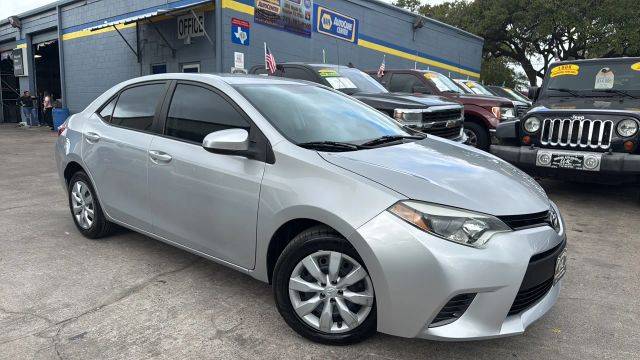 2016 Toyota Corolla LE FWD photo