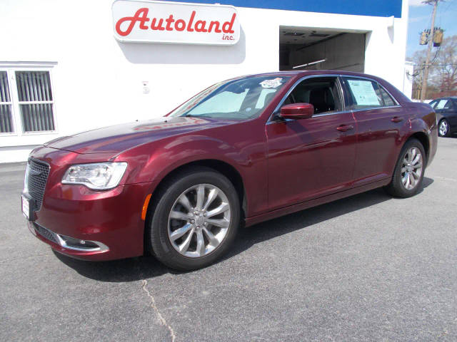 2016 Chrysler 300 Anniversary Edition AWD photo