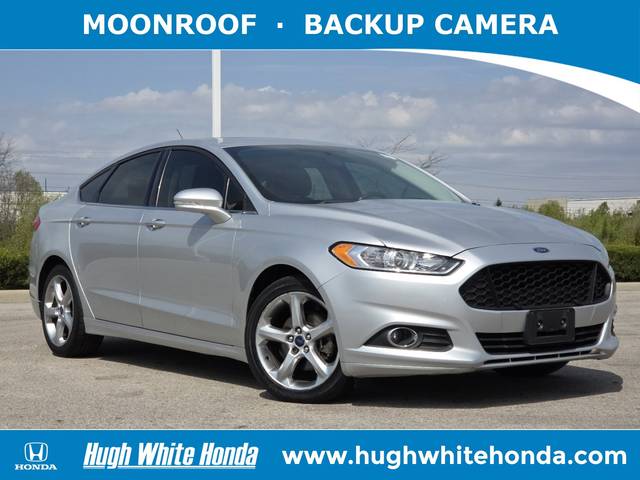 2016 Ford Fusion SE FWD photo
