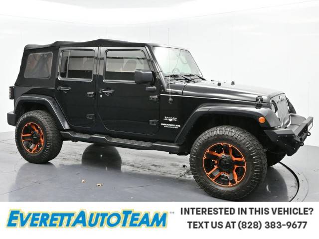 2016 Jeep Wrangler Unlimited Sahara 4WD photo