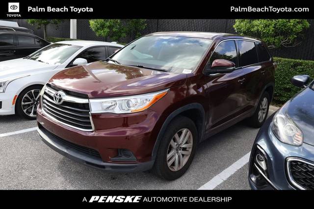 2016 Toyota Highlander LE FWD photo