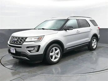 2016 Ford Explorer XLT 4WD photo