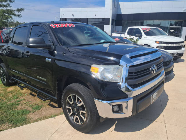 2015 Toyota Tundra SR5 4WD photo